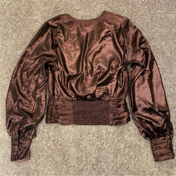 Express Women's Metallic V-Neck Balloon Sleeve Faux Wrap Top Size XS - NWT $68 - Picture 6 of 16